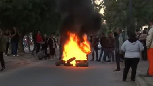 Delincuentes asaltaron un transporte escolar repleto de niños