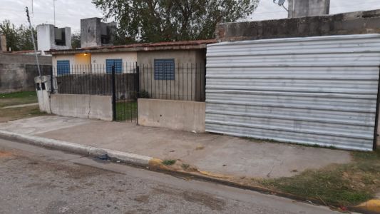 En barrio cooperativa Gûemes una mujer se hizo la muerta para que no la maten