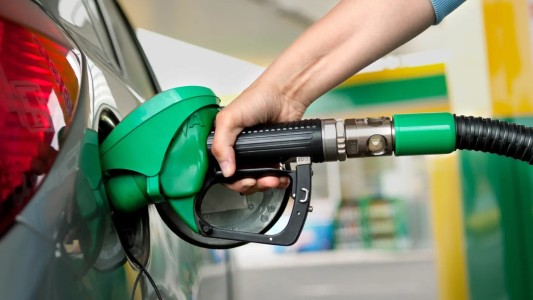 Se viene un nuevo aumento del combustible y sería cercano al 5%