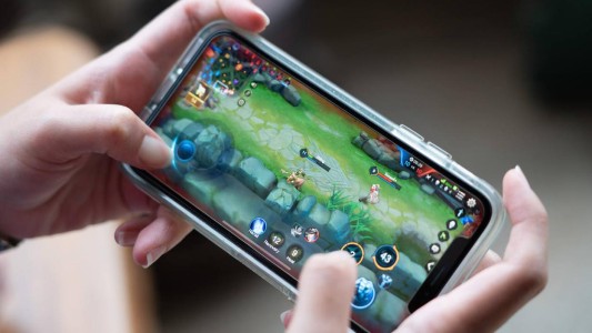 Todos los ahorros: una niña gastó 60 mil euros en video juegos y dejó a sus padres en bancarrota