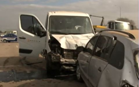 Camión se quedó sin frenos y provocó choque múltiple en avenida Circunvalación