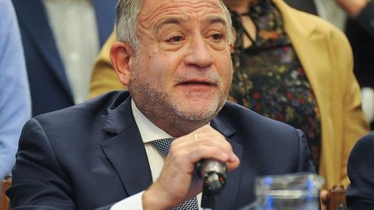 Escrutinio definitivo: Juez felicitó al gobernador electo Llaryora