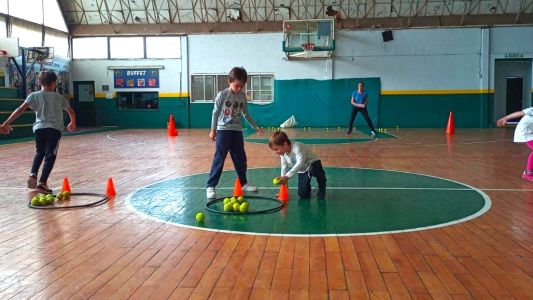 Dos generaciones unidas para aprender sobre valores