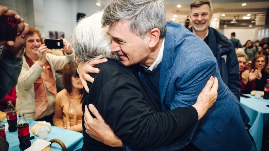 Passerini en el gremio de comercio: “No hace falta inventar una grieta para hacer las cosas bien”