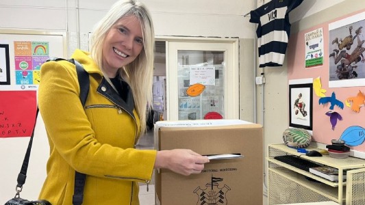 Verónica Sikora votó y llamó a los cordobeses a ir a las urnas en libertad