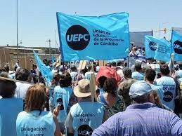 El gremio docente solicitó la apertura de la negociación salarial