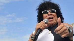 Los audios sobre la salud de la Mona Jiménez son falsos, su hija lo mostró su estado actual en un video