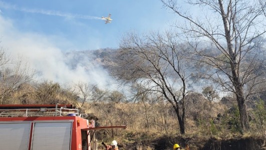 Incendios en Mina Clavero: detectan un nuevo foco ígneo