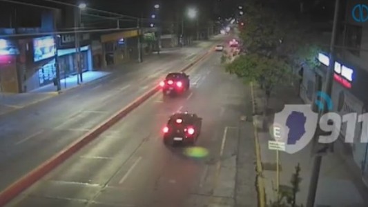 Video: Dos detenidos por conducir a más de 100 kilómetros por hora en avenida Colón