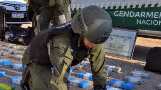 Viajaban a Córdoba con más de 75 kilos de cocaína en el auto y quisieron coimear a gendarmes