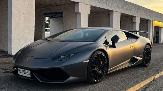 ¿Cuánto sale el impactante auto visto en Córdoba?