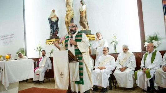 Se realizó una misa contra los dichos de Milei sobre el Papa Francisco en el barrio Müller