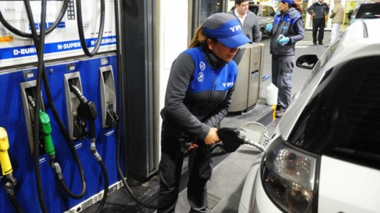Alerta por la falta de combustible de YPF en Córdoba