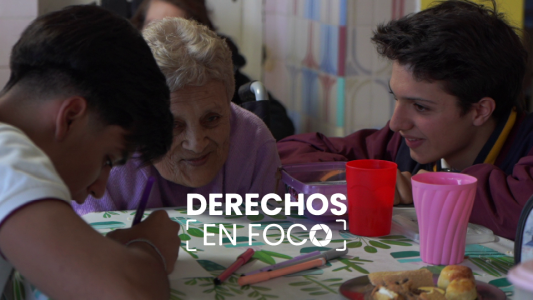 Hoy en Derechos en Foco conoceremos a los jóvenes que ayudan en la comunidad