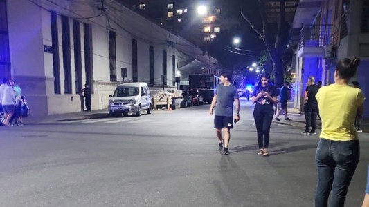 Baño de sangre en un hospital: asesinaron a un policía y balearon a una enfermera en Rosario