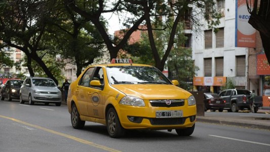 Nuevo aumento: sube un 40% la tarifa de taxis y remises desde esta medianoche