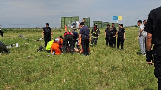 Video: Accidente de tránsito con vuelvo y un herido grave en la autopista Rosario-Córdoba
