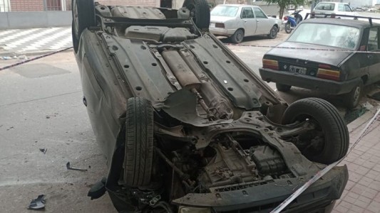 Sorprendente vuelco luego de robar un auto en Alto Alberdi