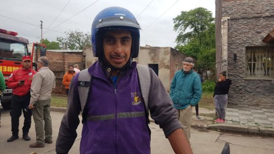 B° Ciudadela: Rescataron a un hombre que se cayó en un pozo