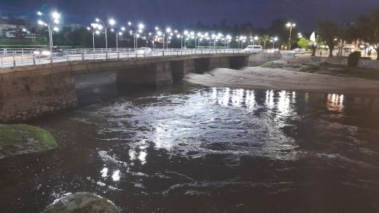 Lluvias y crecidas de los ríos que traen alivio