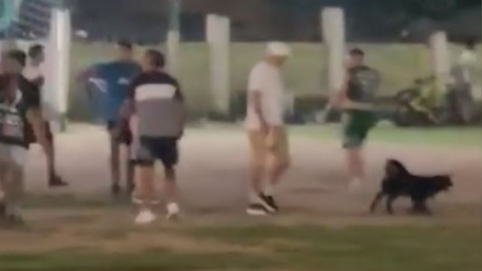 Video: un partido de fútbol por plata terminó a los tiros