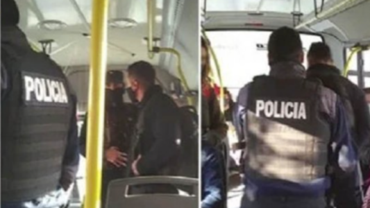 Procesaron a un hombre que se masturbó en un colectivo y eyaculó sobre una pasajera