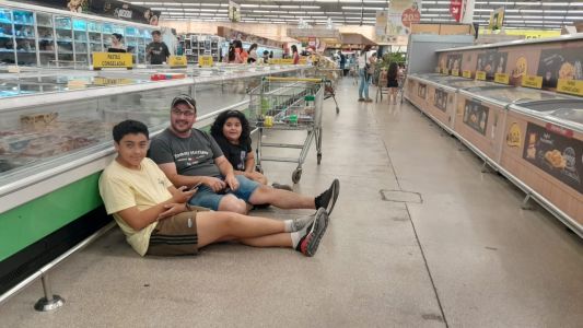 Supermercado: más de una hora de espera