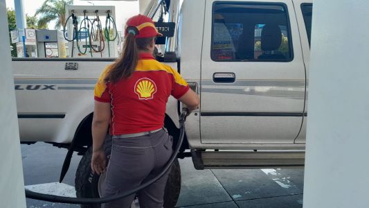 Combustibles: en Shell la suba fue del 15% y en YPF del 30%