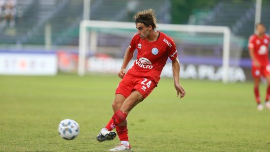 Belgrano perdió ante Vélez en Uruguay