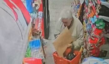 Robar a los 80: un abogado penalista fue detenido intentando robar un supermercado chino