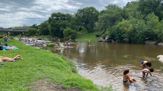 Enero termina con temperaturas de verano a pleno