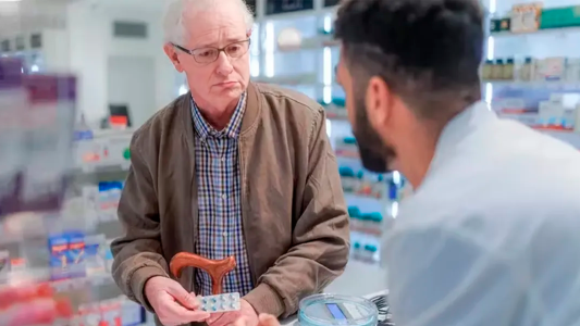 El drama del adulto mayor: elegir qué "descuidar"