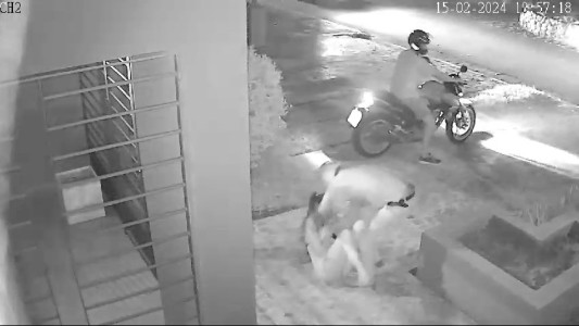 Violento asalto a una farmacéutica: le llevaron hasta la chaquetilla