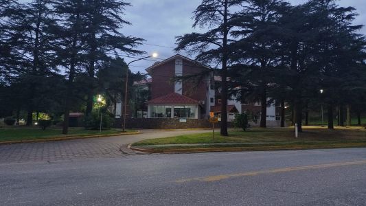 Cerrarán el hotel de Embalse