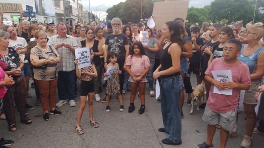 Lo mataron para robarle la moto y el barrio pide justicia