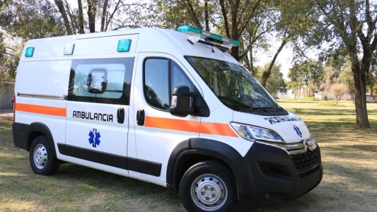 Accidente fatal: un camión chocó a una moto y murieron dos mujeres