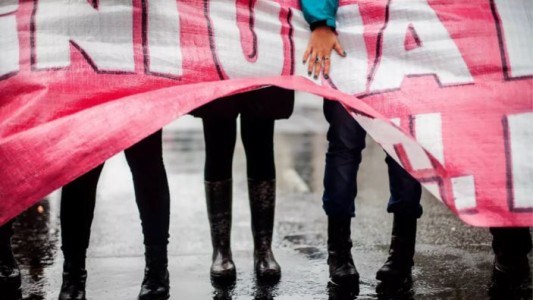 Hay casi un femicidio por día y más de la mitad de los asesinos es o fue pareja de la víctima