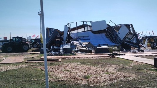 Feroz temporal en varias zonas del país: camiones volcados, granizo y destrozos