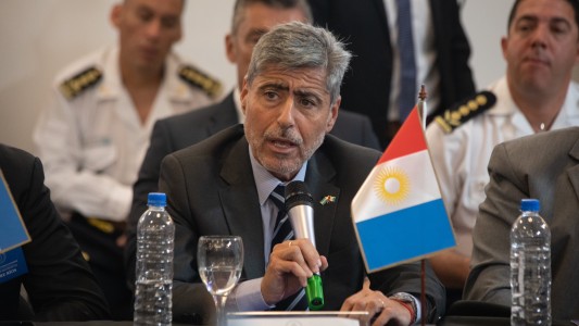 Tras la amenaza a la comisaría, Quinteros viaja a San Francisco