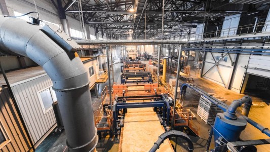 Metalúrgicos cordobeses enfrentan despidos y suspensiones por la recesión