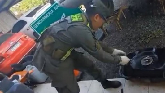 Carga premium: encontraron cocaína dentro del tanque de nafta del auto