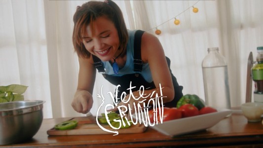 En Vete Gruñón nos enseñan a preparar un plato de ''Gazpacho''