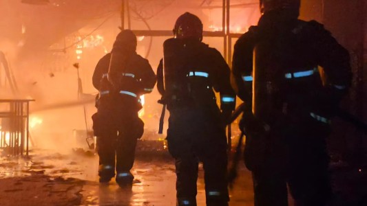 Tragedia en Bell Ville: un muerto tras el incendio y explosión de su casa