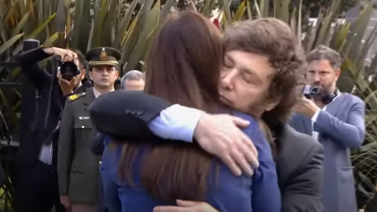 Homenaje a los caídos en Malvinas: Milei convocó a una "nueva era" de reconocimiento de las Fuerzas Armadas