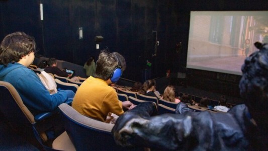 La ciudad de Córdoba se suma a la Semana Azul para concientización del autismo