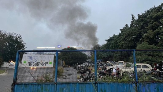 Alarma en el ITV Chateau por voraz incendio y explosiones