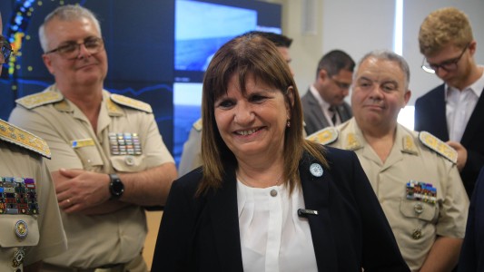 Bullrich presentó el sistema de Prefectura contra la pesca ilegal