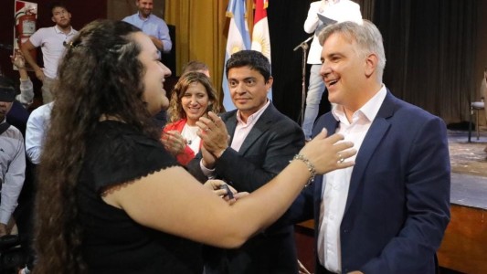 Martín Llaryora anunció obras de agua potable y desarrollo comunitario en Capilla del Monte