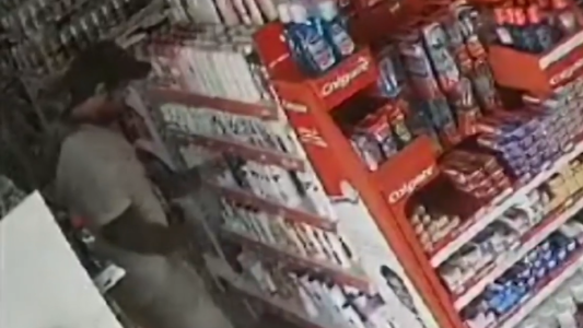 El mechero "coqueto": entró a un local y robó 18 desodorantes