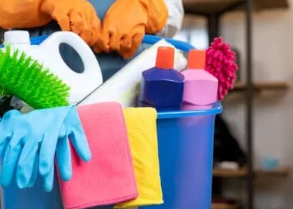 Aumento salarial para empleadas domésticas: nuevos montos a partir de abril y mayo